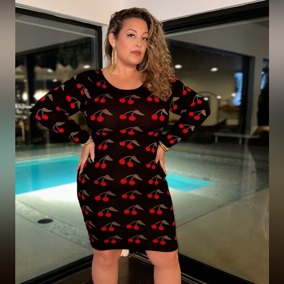 Cherry Design Plus Size Knit Bodycon Dress Size 2X - Picture 1 of 3
